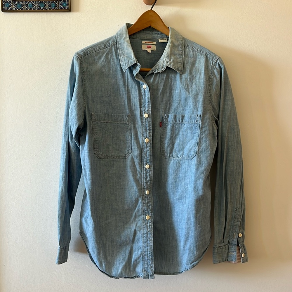Levi's Light Blue Denim Button-Down Shirt